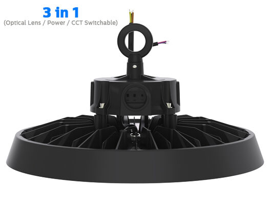 Projecteur industriel LED avec réglages DIP pour la puissance et la température de couleur, et plusieurs options d'angle de faisceau