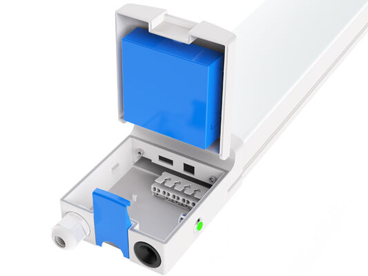 D4 LED Lampes résistantes à l'humidité avec jusqu'à 130 LPW DIP Power/3CCT/3-Phase Changing 1SKU=12SKU Amical pour le stockage et l'optimisation du flux de trésorerie Facile pour le contrôle de groupe