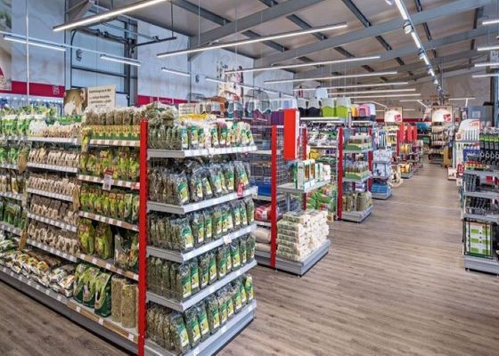 Lampe étanche à LED D4 avec jusqu'à 160 LPW DIP Power/3CCT/Changement triphasé 1SKU=12SKU Idéale pour une solution parfaite dans de nombreuses applications telles que les parkings et les usines.