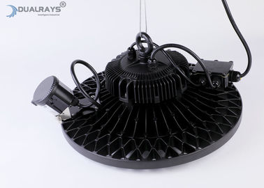 Estimation élevée de la lumière IP65 de baie d'UFO de contrôle de Dualrays 100W HB5 Intellgent pour des stations de péage de route