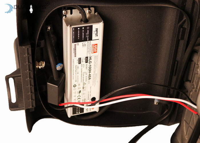 Délabrement 2020 extérieur de faible luminosité de conception modulaire de réverbères du terrain de jeu 180W LED de prix usine