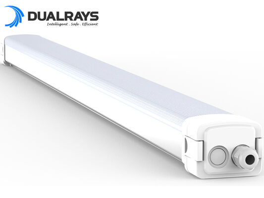 Lampe LED étanche à l'humidité avec alimentation et CCT commutables par DIP pour un contrôle d'éclairage flexible dans les parkings et environnements